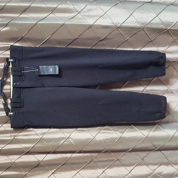🦋4 for $20, or as marked. Mizuno Belted Fastpitch Softball Pant - Picture 5 of 8